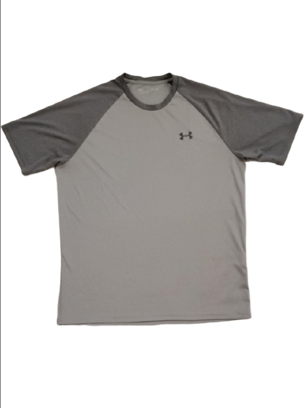 3/$20 Under Armour Men’s Two-Tone Gray Raglan Short Sleeve Tee
